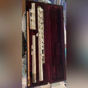 Amadeus Silver Closed Hole Flute